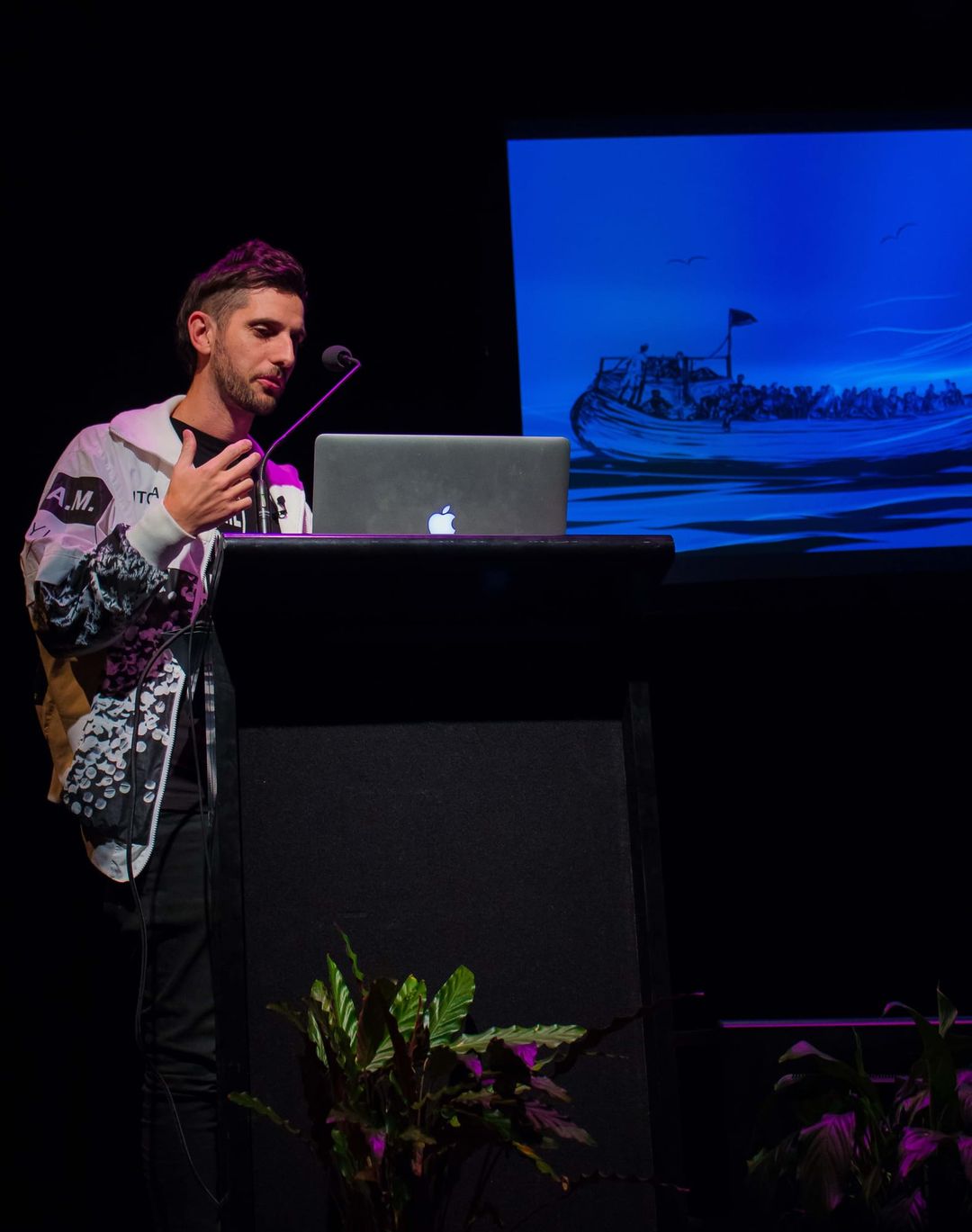ARTIST TALKS